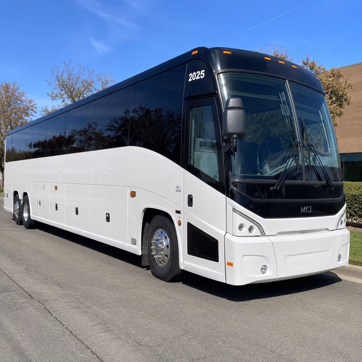 alerus center concert and event shuttle buses in grand forks