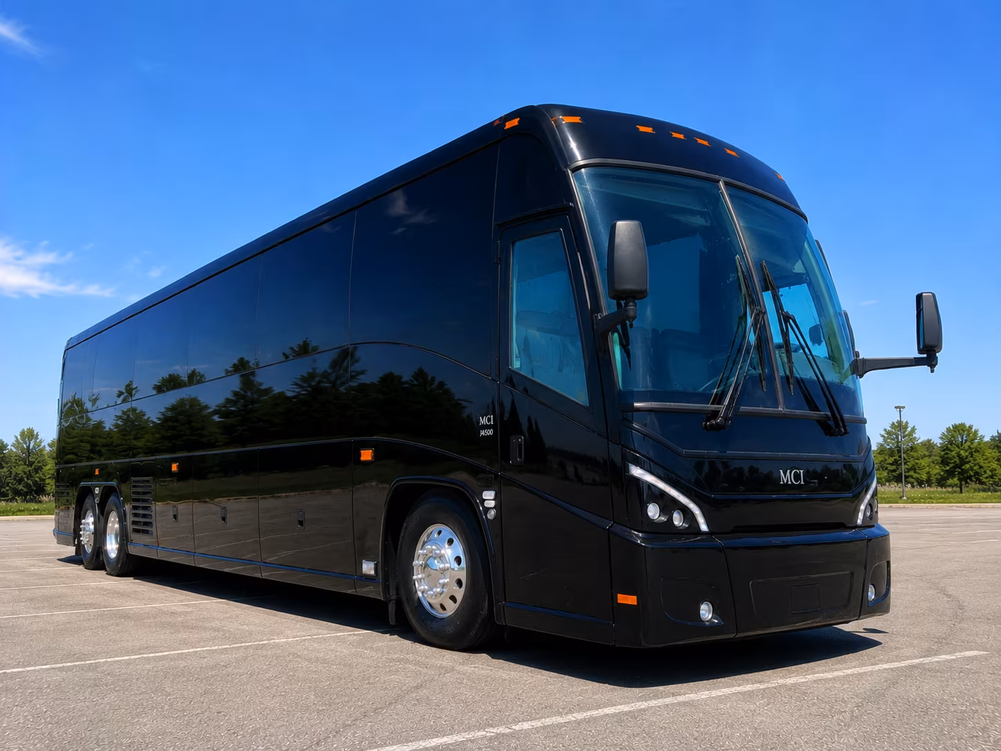 charter buses to und fighting hawks hockey at ralph engelstad arena