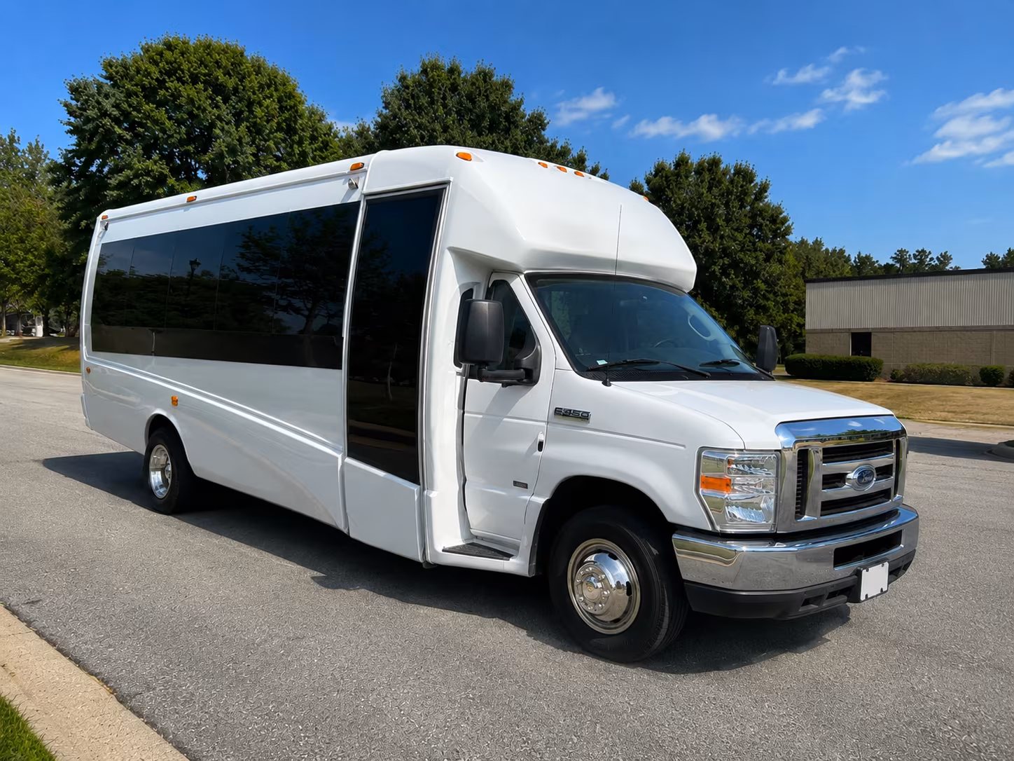 grand forks airport transportation